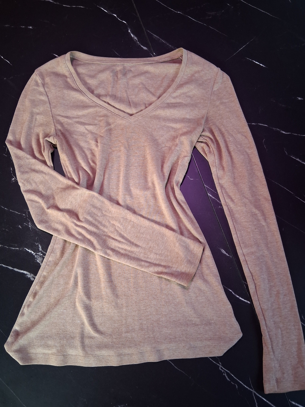 Women’s V-Neck Long Sleeve Top in Blush